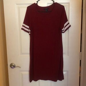 T-shirt Dress (maroon)